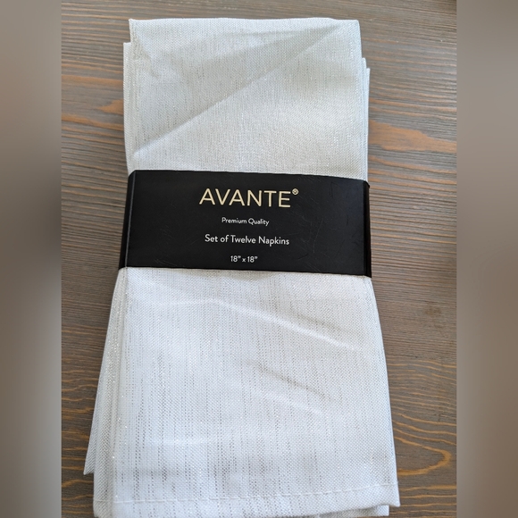💜Avante Premium Cloth Napkins, Set of 12, 18"x18" each, NWT - Picture 1 of 5